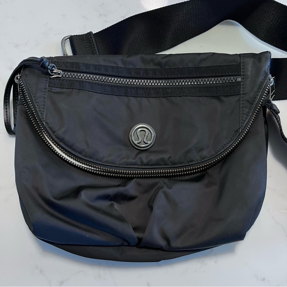 Lululemon Festival Bag